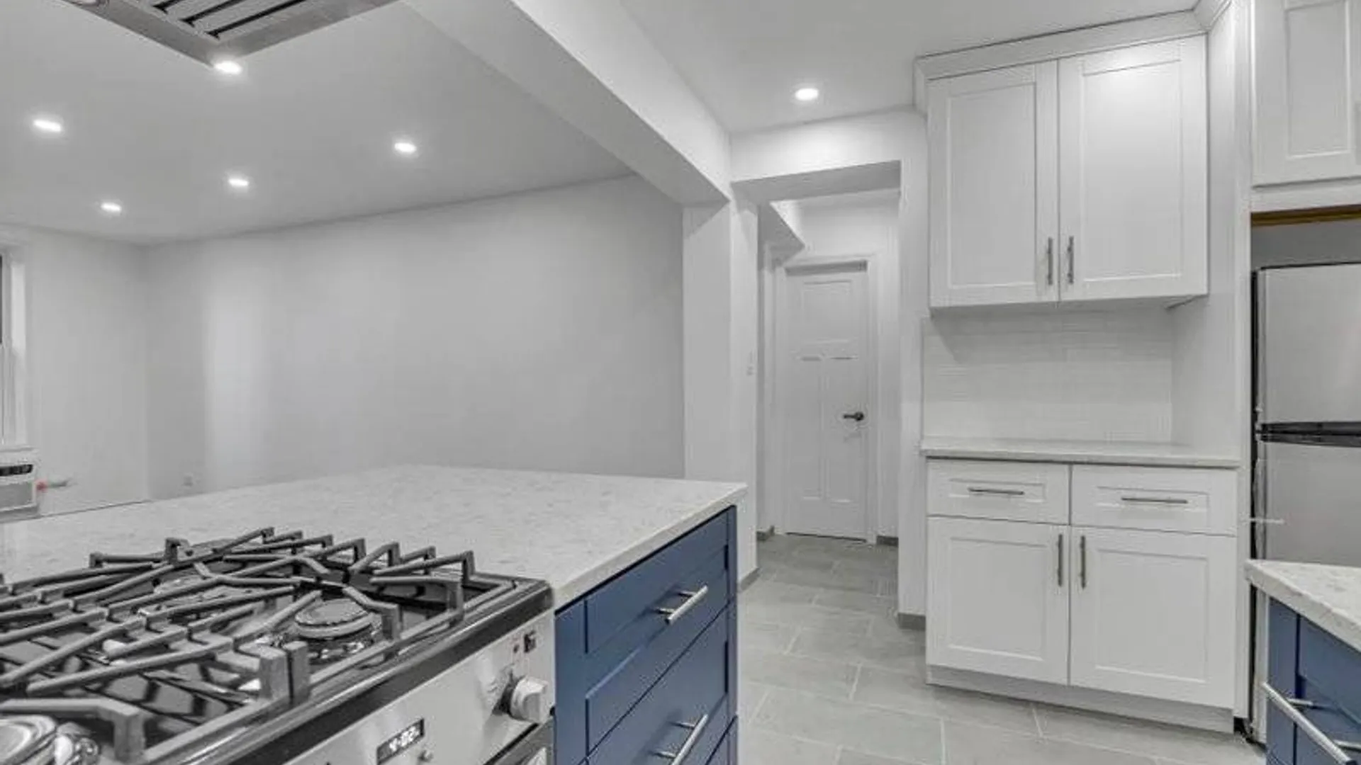 Property at 2815 Ocean Parkway, Brooklyn, NY 11235 6