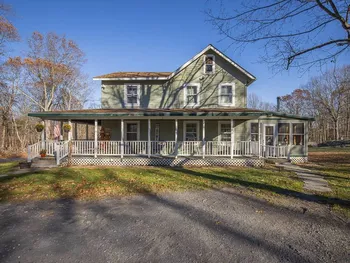 355 Fosler Rd, Wallkill, NY 12589