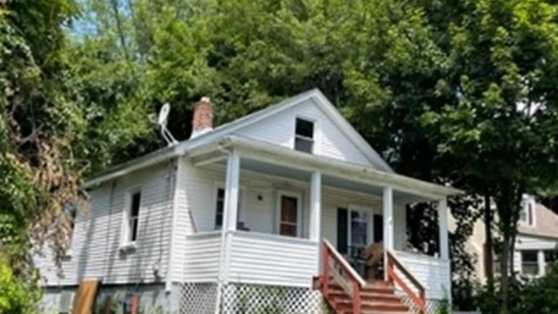 Property at 32 Blanche Ave, New Windsor, NY 12553 4