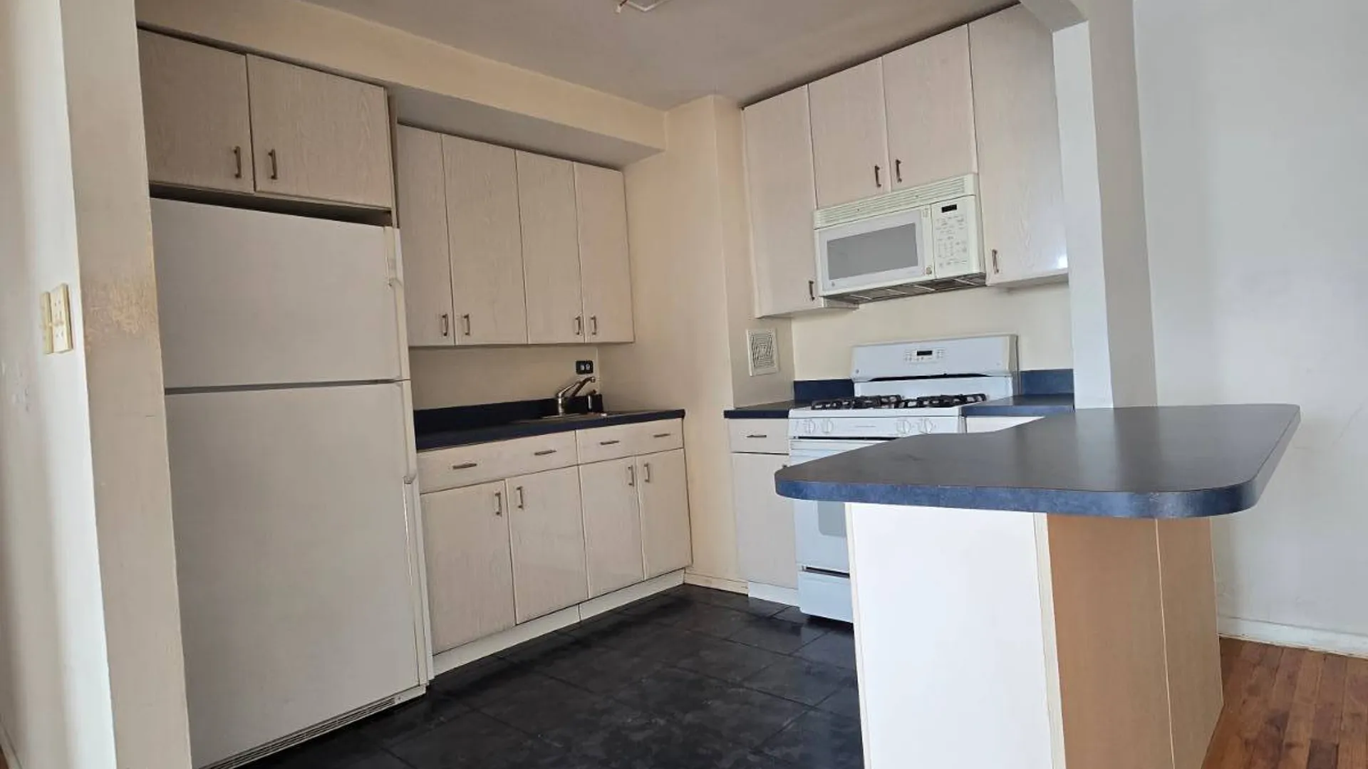Property at 1530 EAST 8, Brooklyn, NY 11230 6