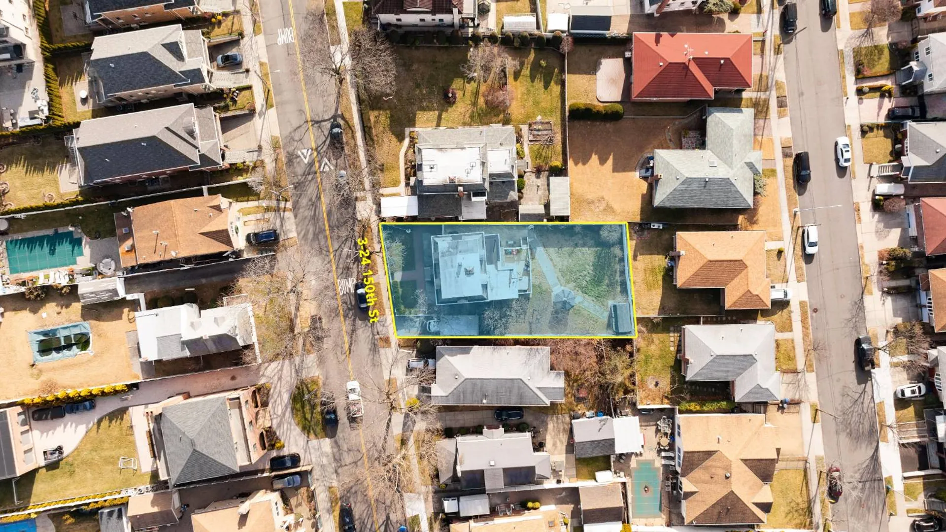 Property at 3-24 150th Street, Whitestone, NY 11357 4