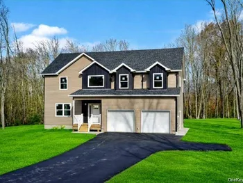Property at 30 Northern Ave, Walden, NY 12586