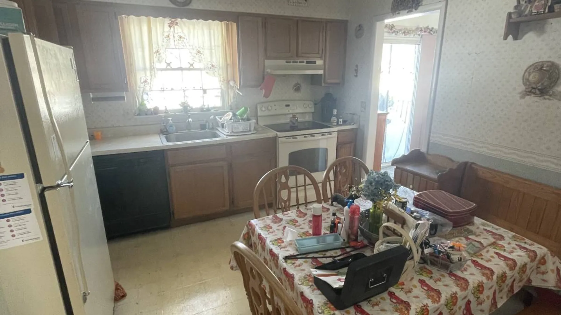 Property at 6 Pembroke Rd, Washingtonville, NY 10992 8