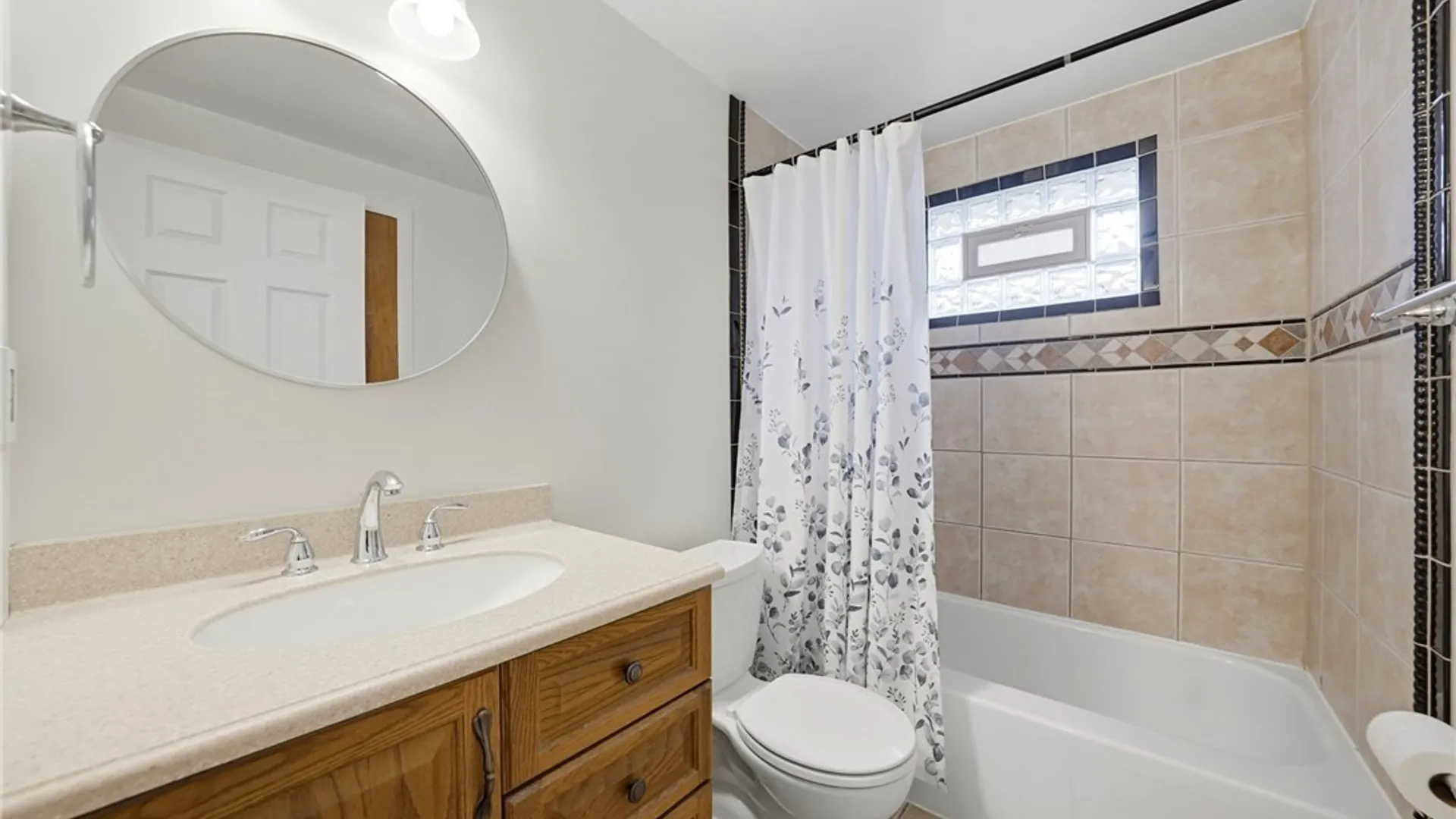 Property at 47 Barnabas Drive, Cheektowaga, NY 14043 18
