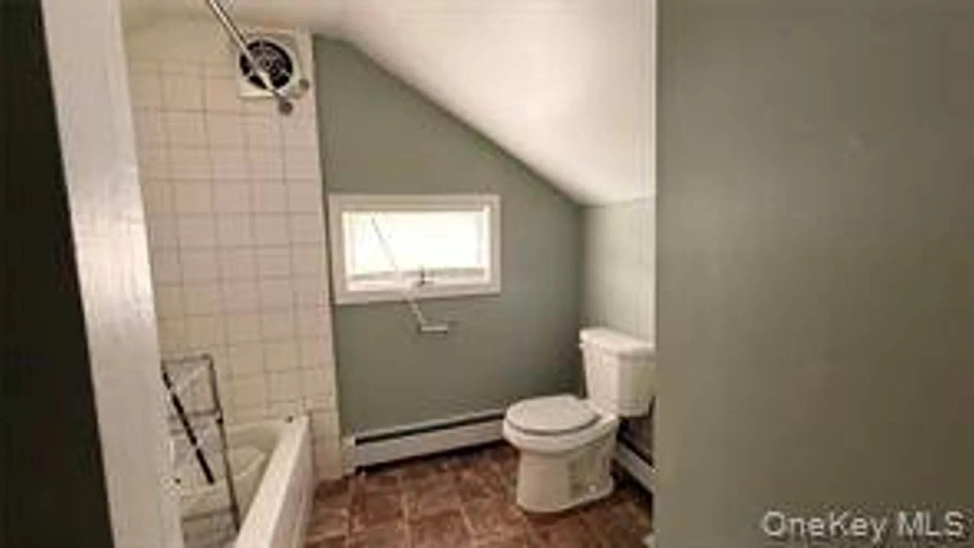 Property at 19 Bloomingburg Rd, Middletown, NY 10940 3