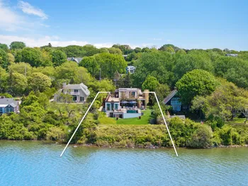 Property at 113 S EDGEMERE ST, Montauk, NY 11954