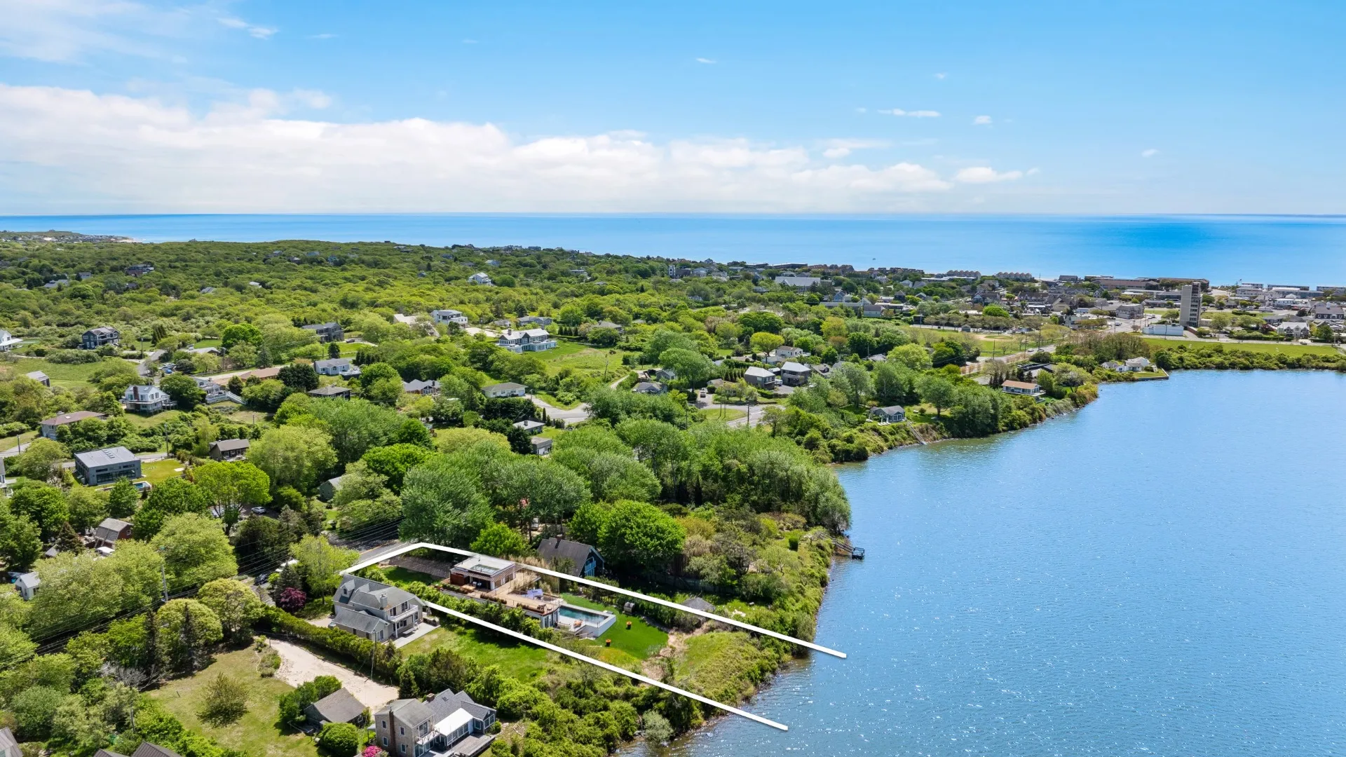 Property at 113 S EDGEMERE ST, Montauk, NY 11954 33