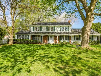 Property at 214 Huckleberry Road, Farmington, NY 14425