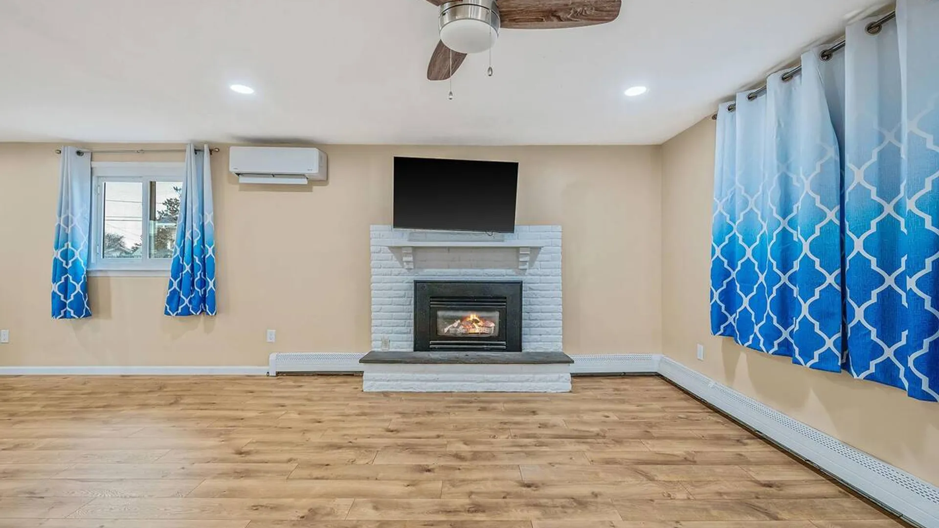 Property at 6 Rugby Drive, Shirley, NY 11967 19