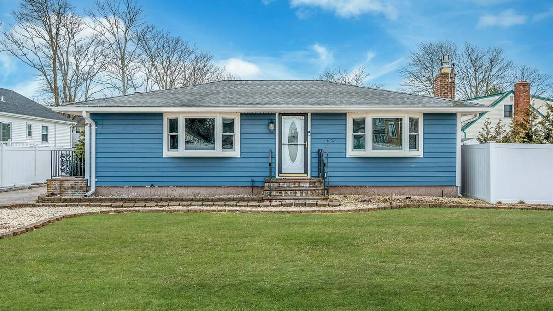 Property at 6 Rugby Drive, Shirley, NY 11967 3