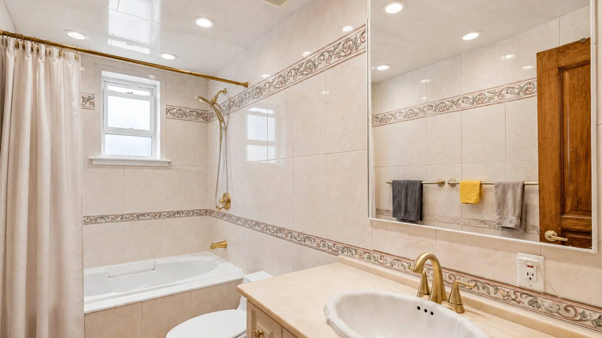 Property at 6801 Ridge Blvd, Brooklyn, NY 11220 14