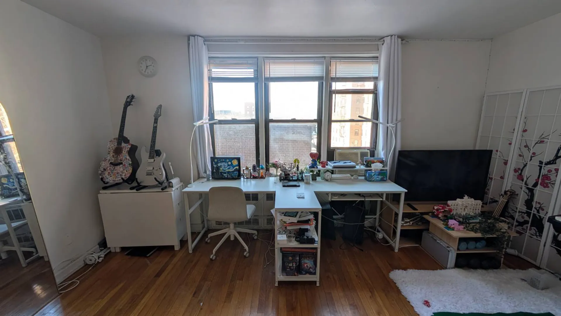 Property at 92-29 Lamont Ave, Elmhurst, NY 11373 4