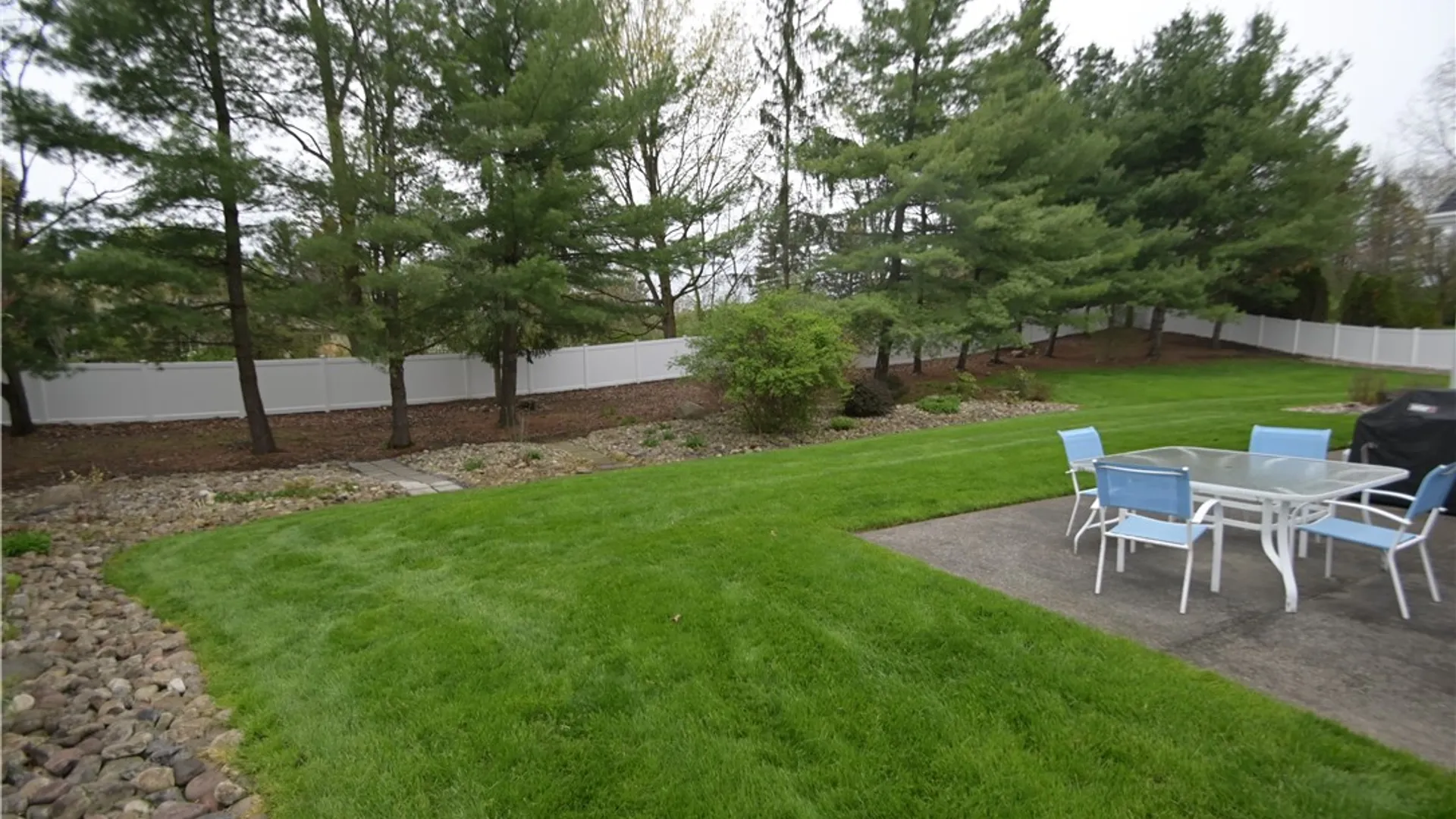 Property at 38 Farm Field Lane, Pittsford, NY 14534 33