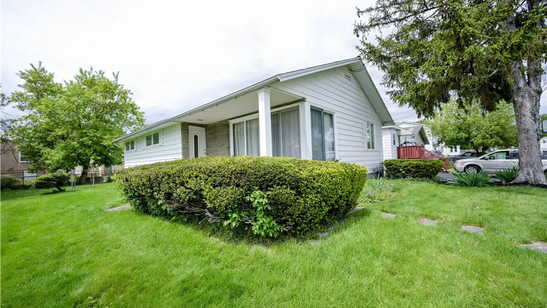 Property at 308 Raphael Avenue, Salina, NY 13211 2