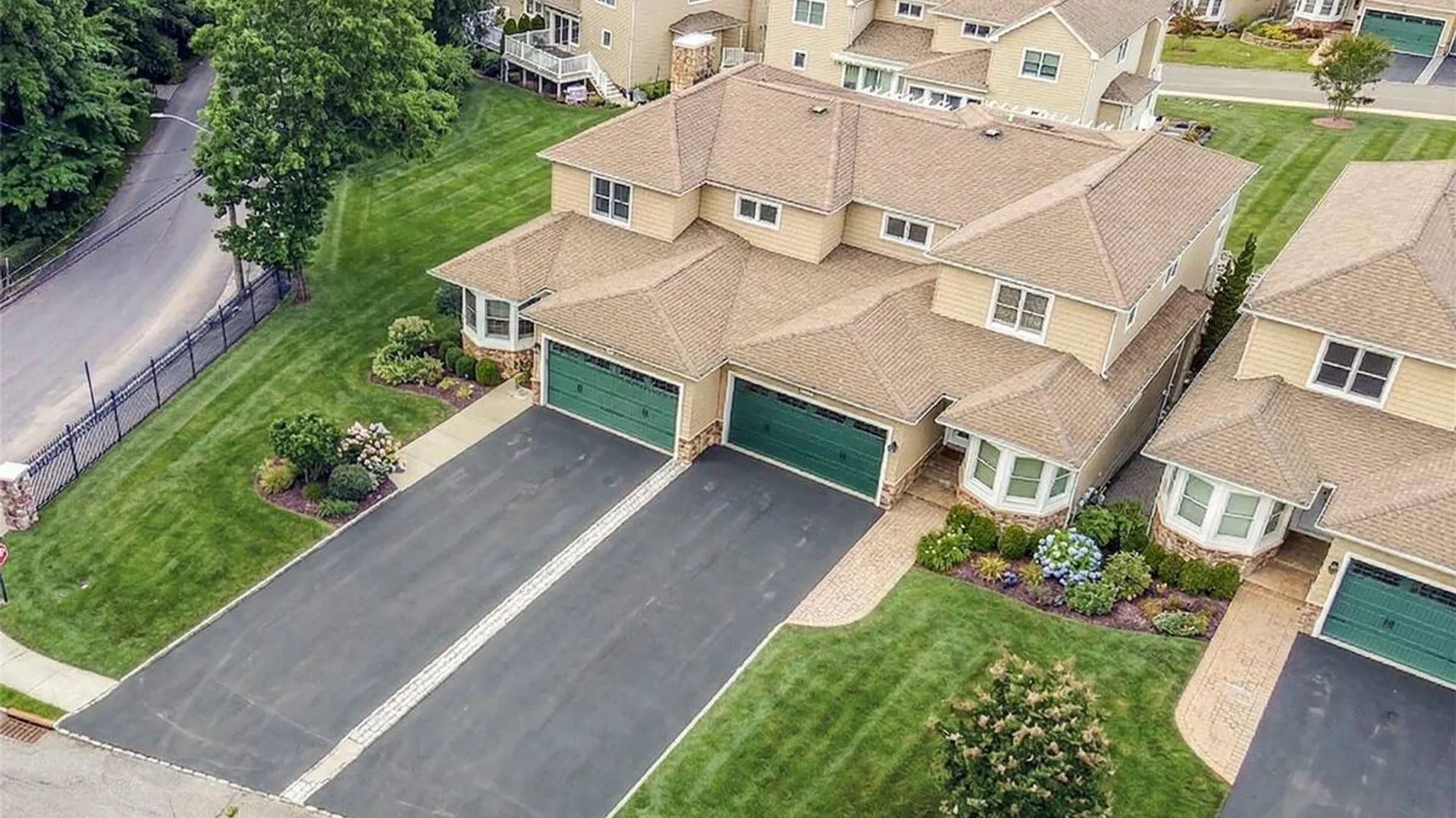 Property at 11 Theresa Lane, Port Jefferson, NY 11777 3