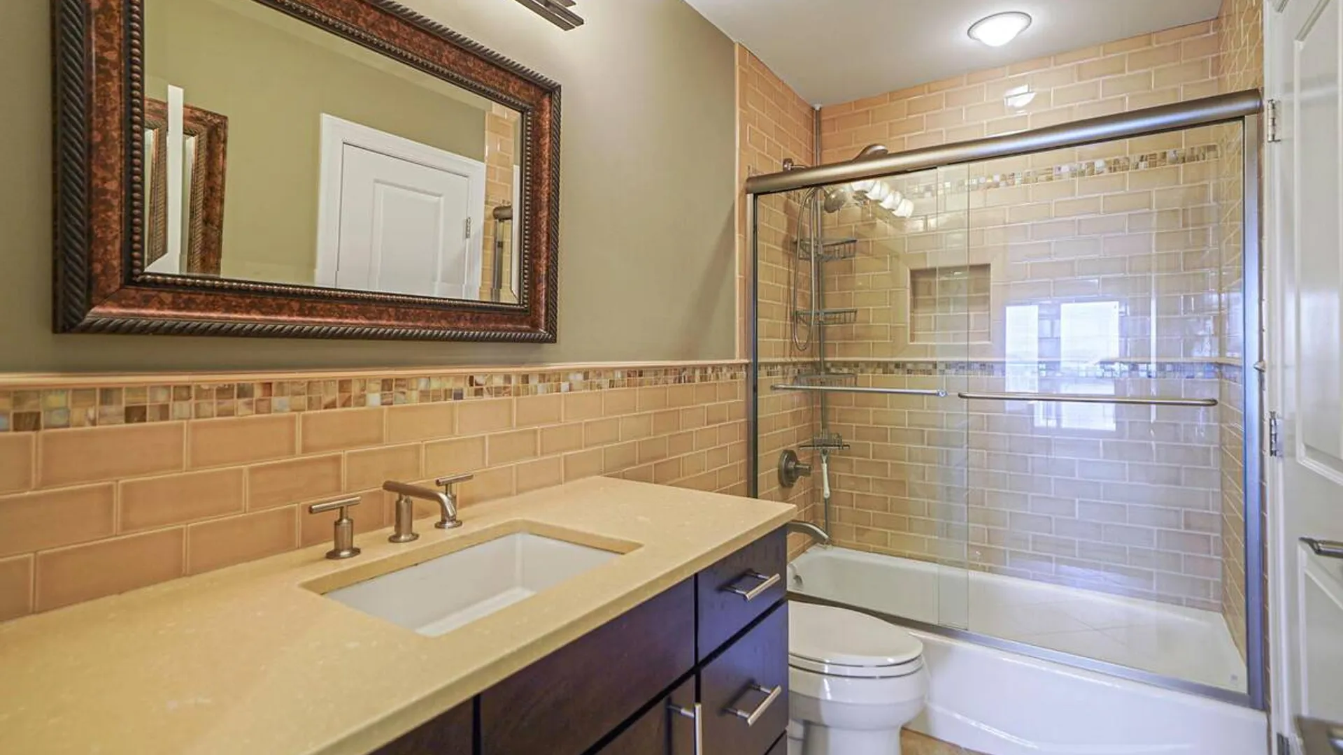 Property at 11 Theresa Lane, Port Jefferson, NY 11777 25