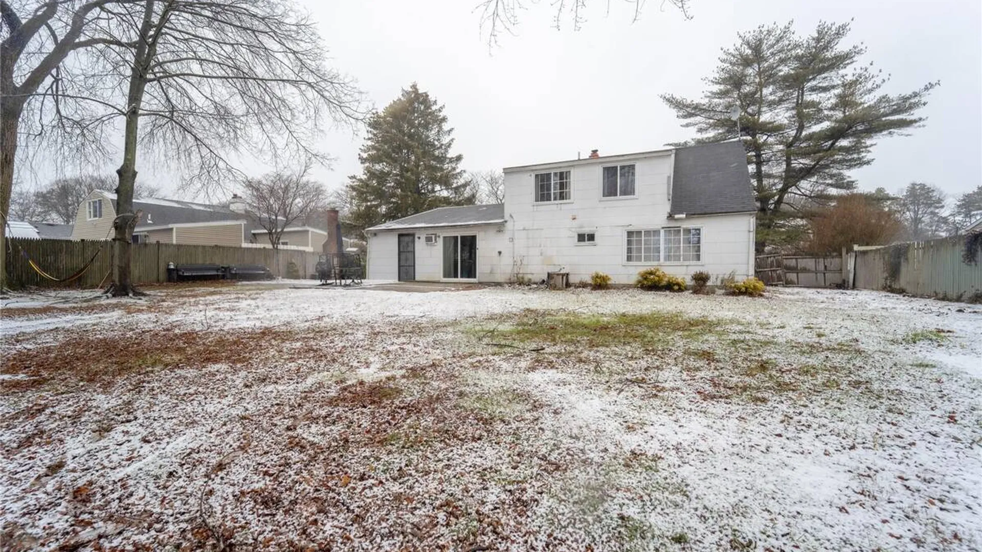 Property at 382 Jamaica Avenue, Medford, NY 11763 21