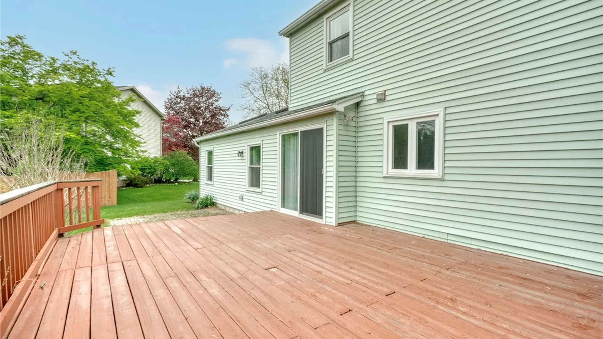 Property at 37 Pennicott Circle, Penfield, NY 14526 42