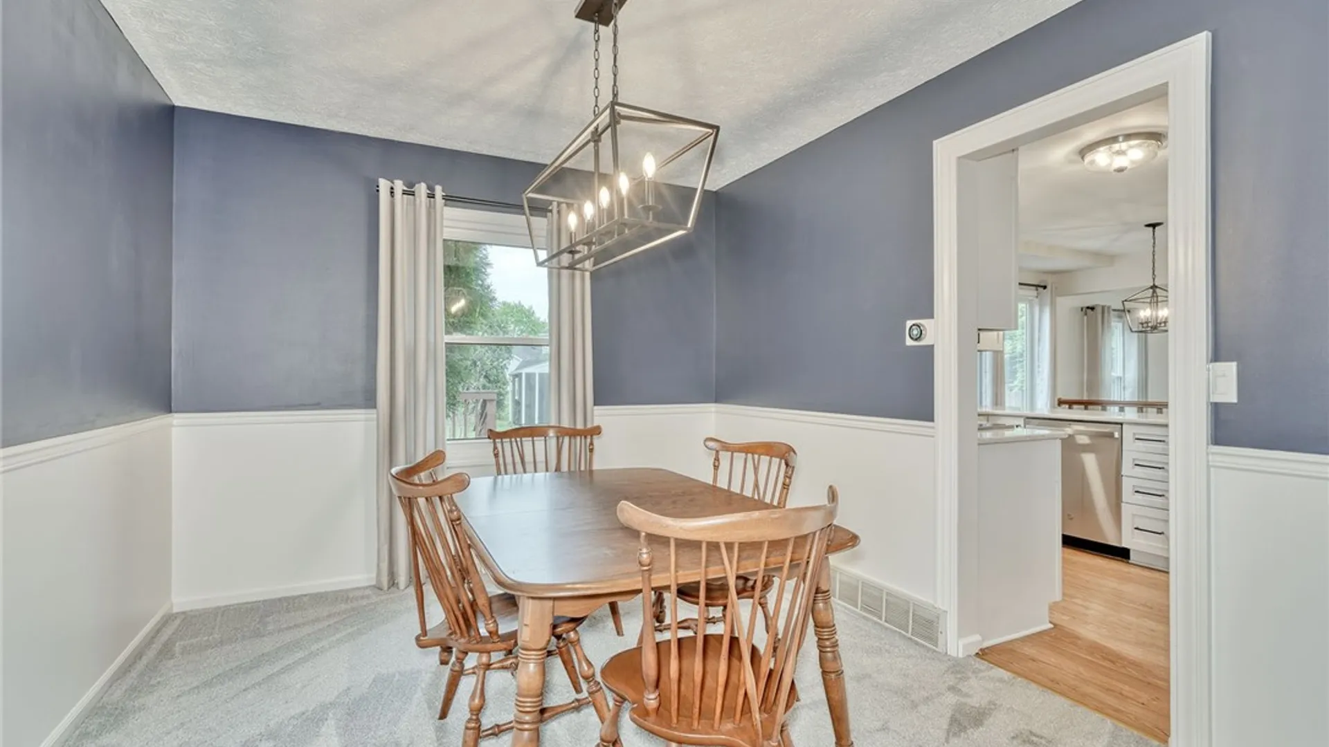 Property at 37 Pennicott Circle, Penfield, NY 14526 6