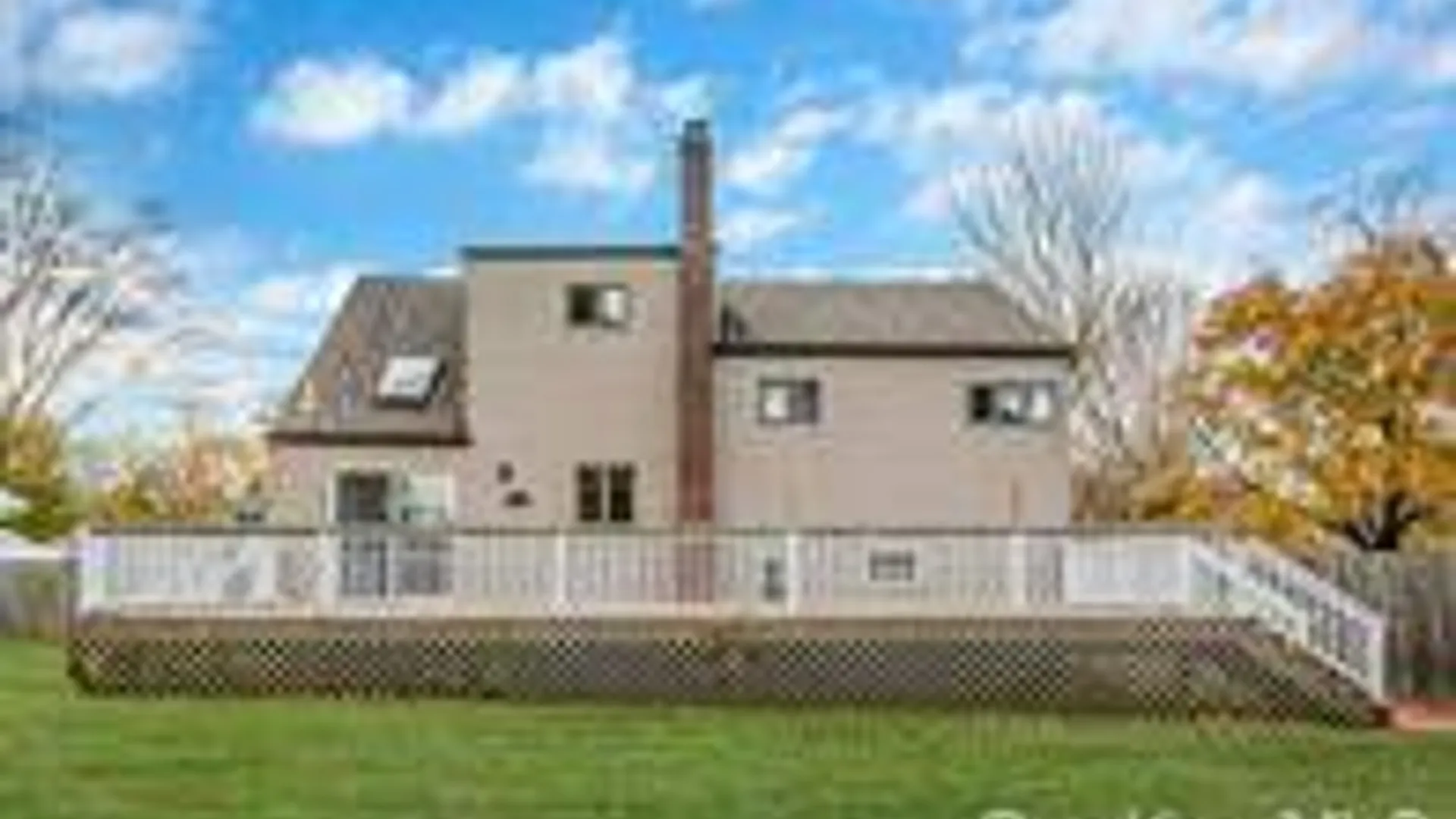 Property at 4 Sibley Place, Huntington Station, NY 11746 3