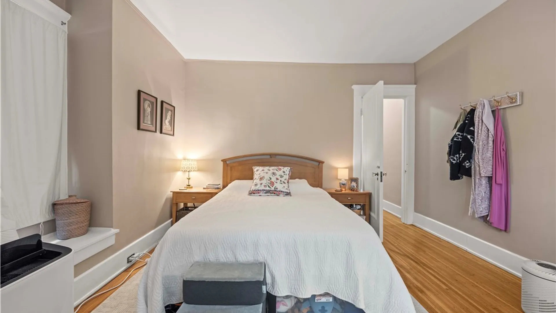 Property at 143 Oakland Place, Buffalo, NY 14222 10