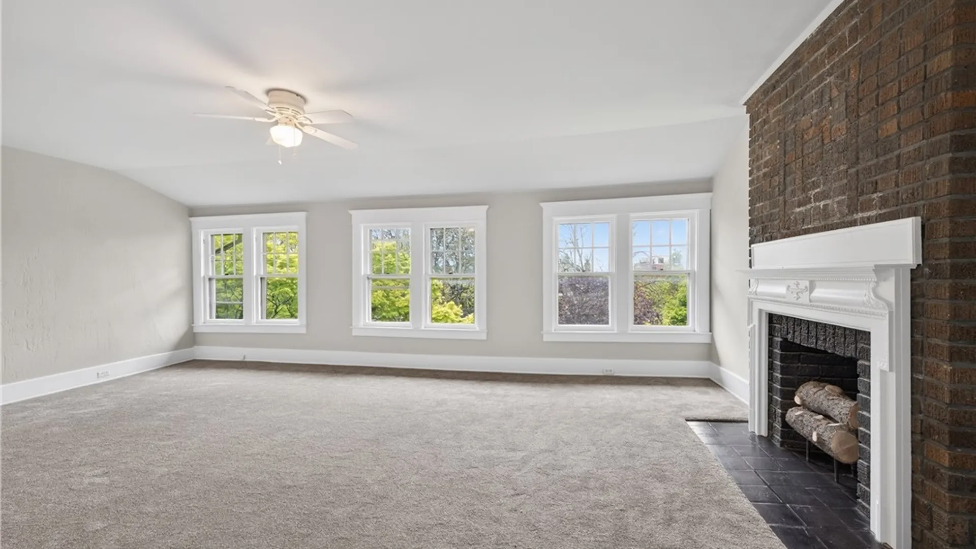 Property at 143 Oakland Place, Buffalo, NY 14222 41