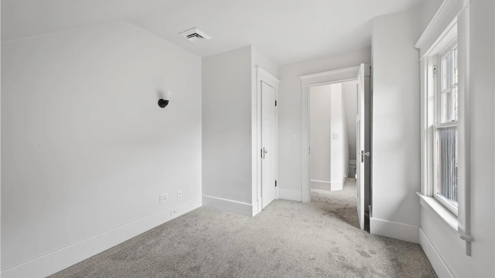 Property at 143 Oakland Place, Buffalo, NY 14222 46
