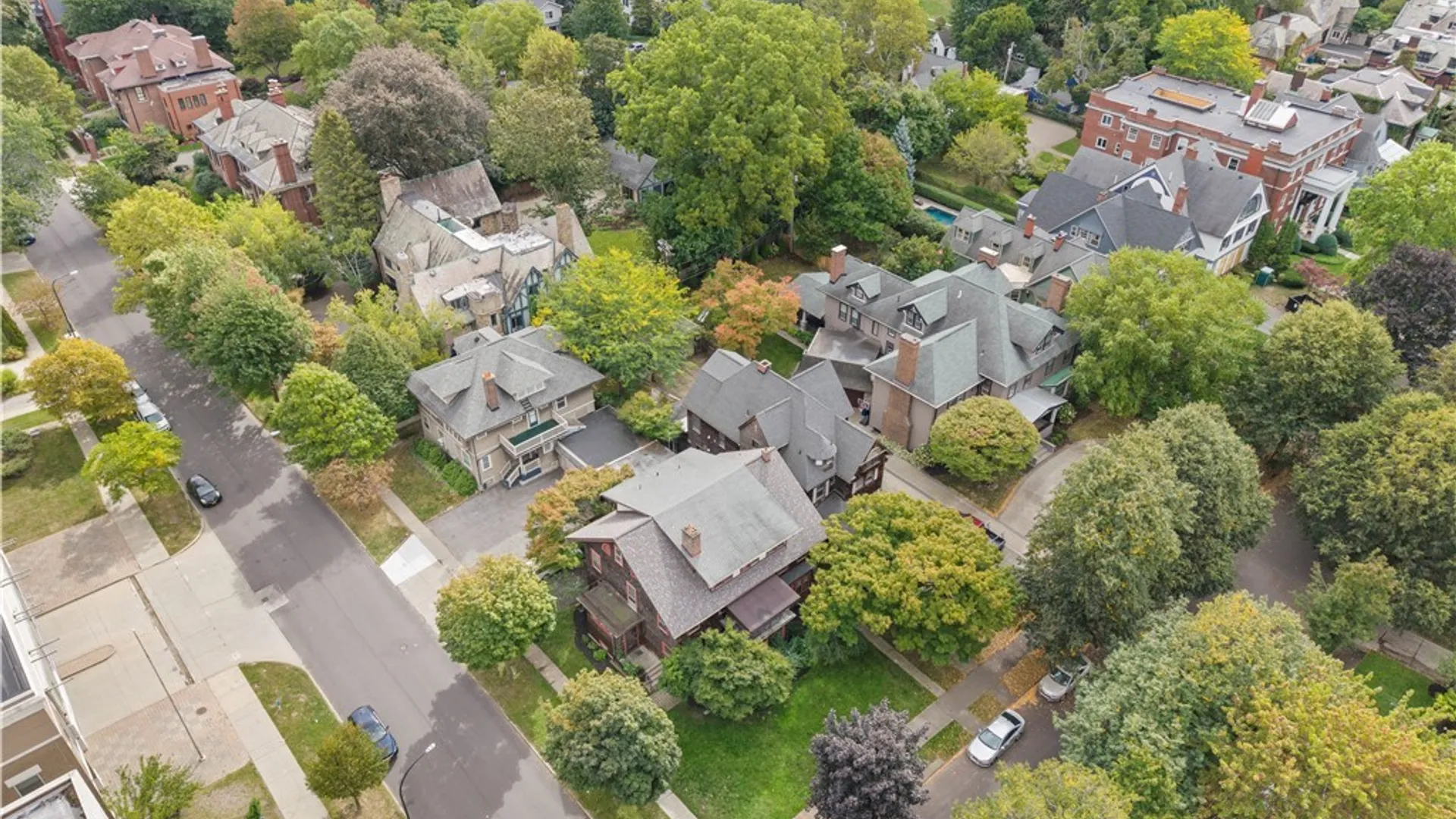 Property at 143 Oakland Place, Buffalo, NY 14222 48