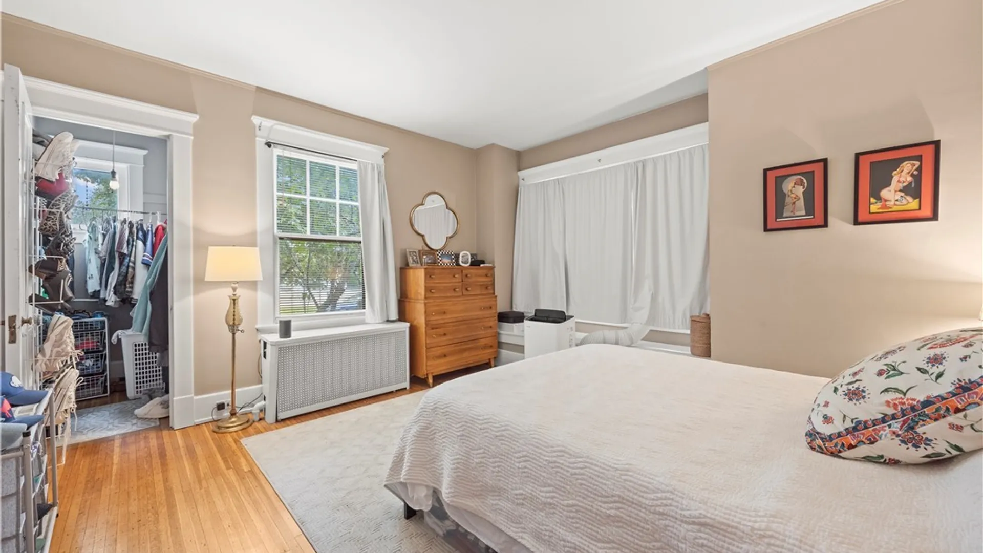 Property at 143 Oakland Place, Buffalo, NY 14222 8