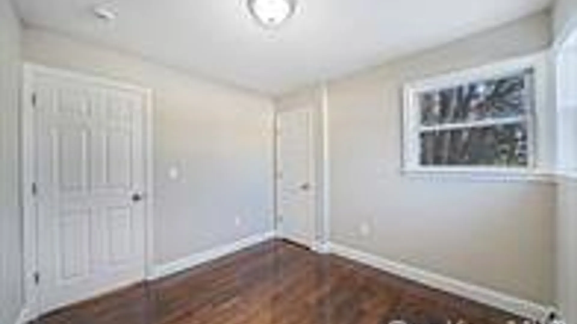 Property at 182 W 17th St, Deer Park, NY 11729 14