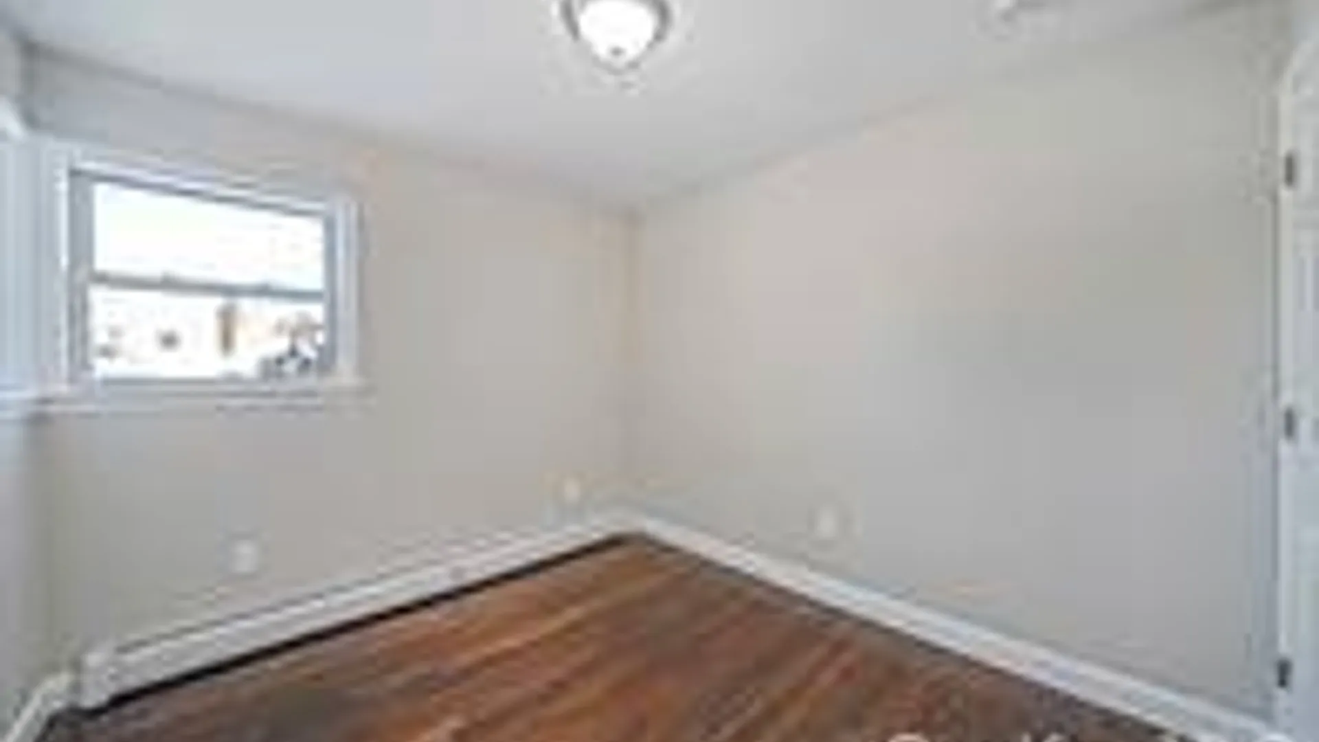 Property at 182 W 17th St, Deer Park, NY 11729 15