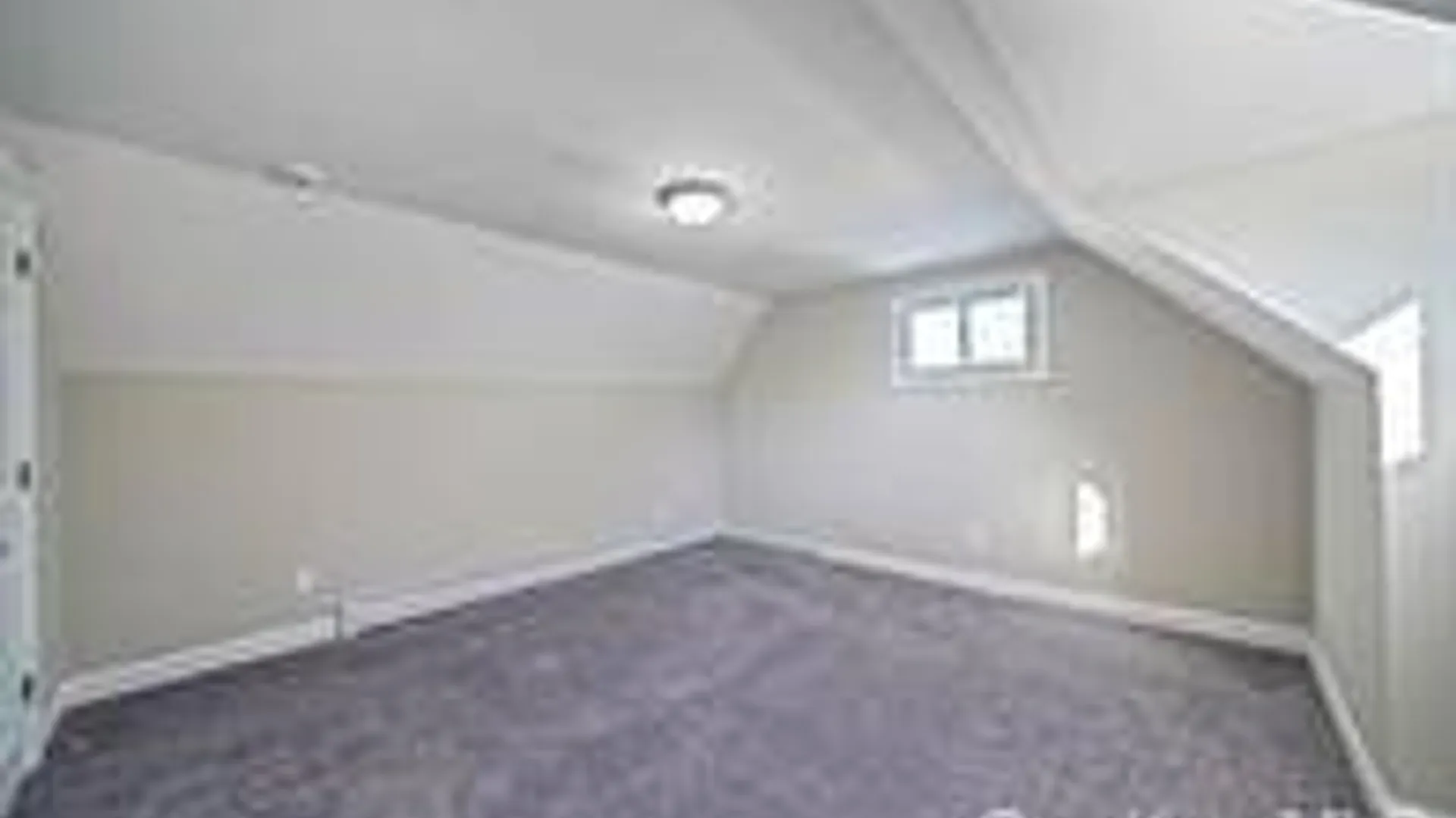 Property at 182 W 17th St, Deer Park, NY 11729 16