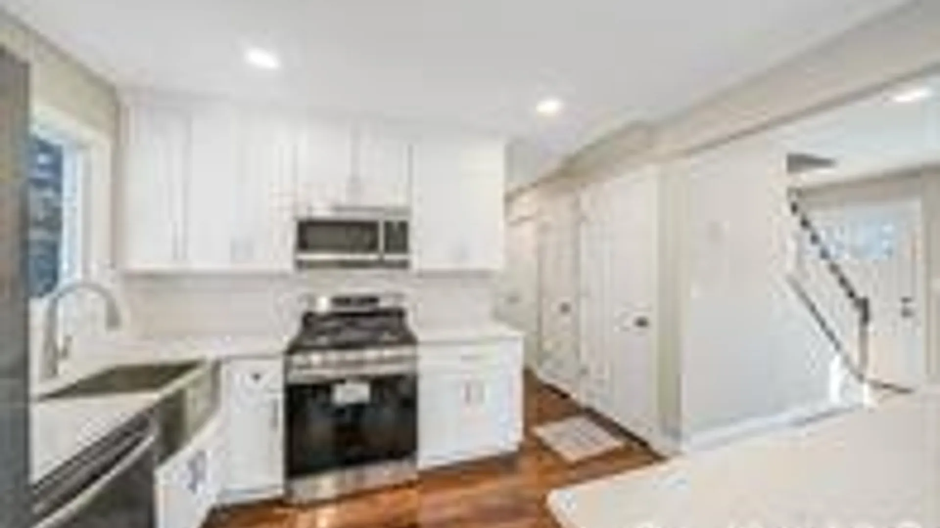 Property at 182 W 17th St, Deer Park, NY 11729 8