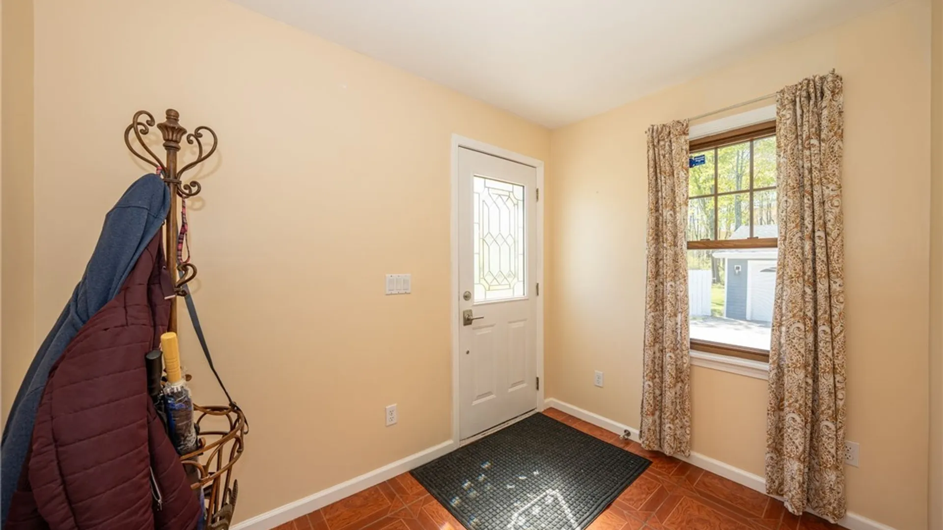 Property at 565 Laurel Street, Evans, NY 14006 20