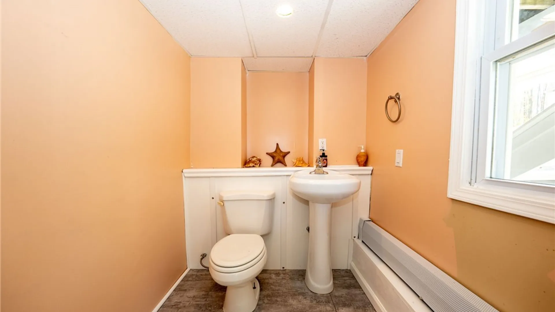 Property at 565 Laurel Street, Evans, NY 14006 24