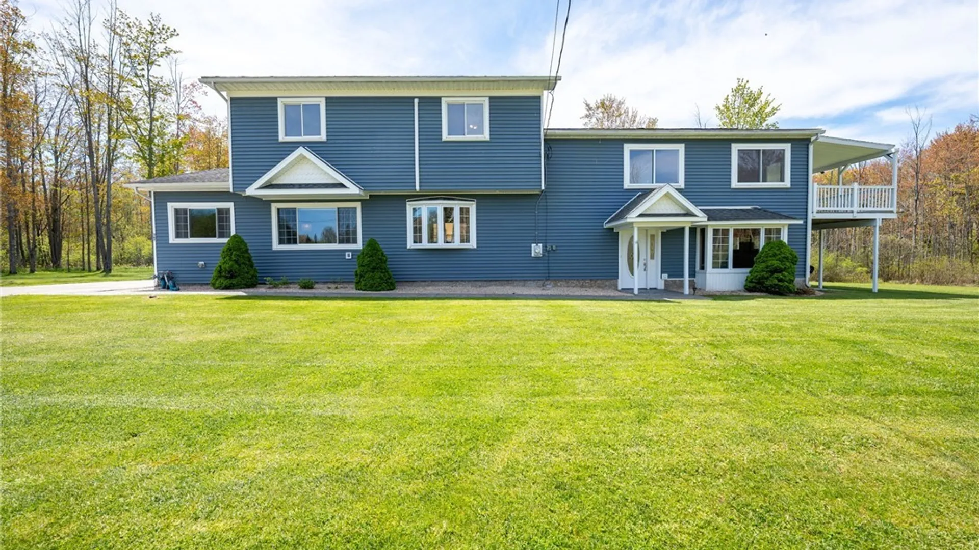 Property at 565 Laurel Street, Evans, NY 14006 7