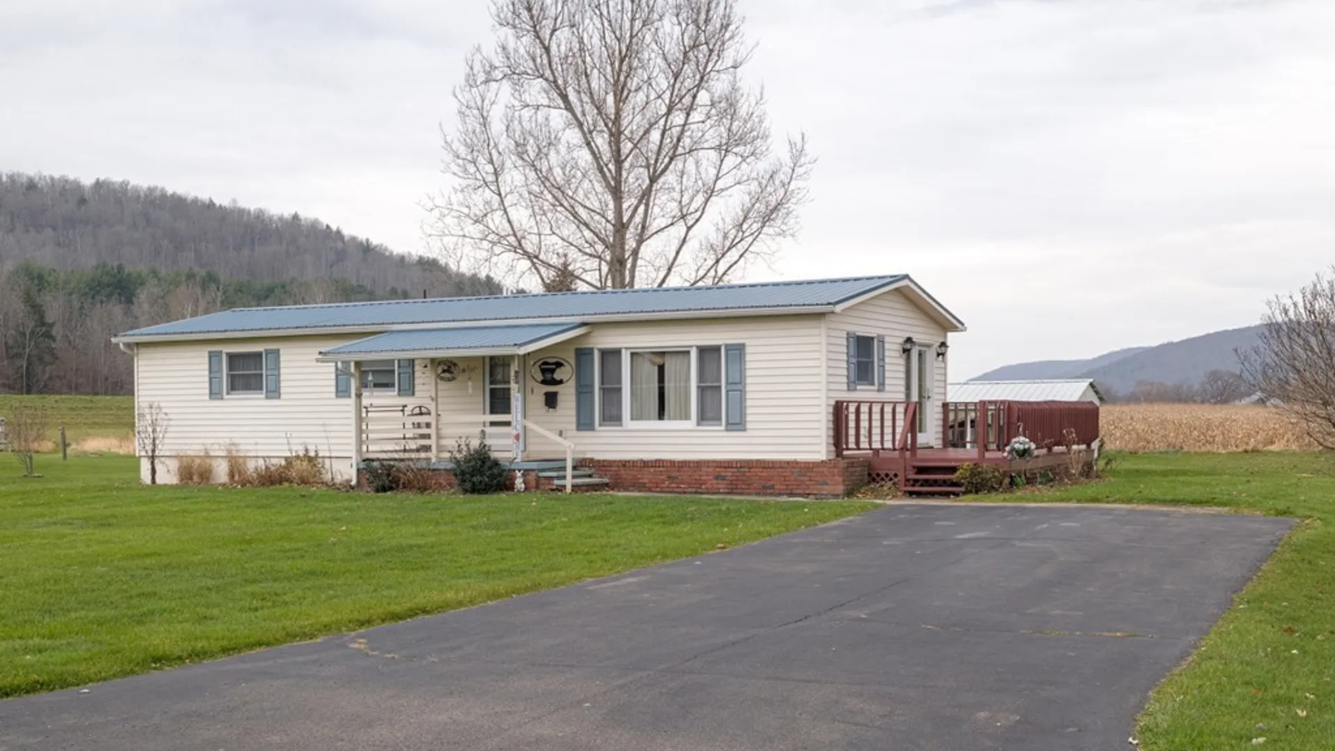 Property at 305 Oak Avenue, Elkland Boro, PA 16920 32