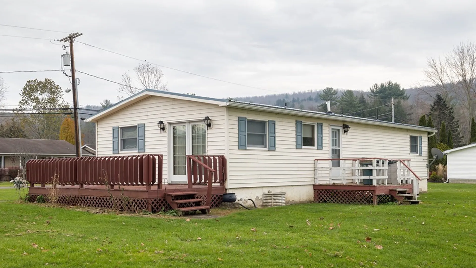 Property at 305 Oak Avenue, Elkland Boro, PA 16920 35