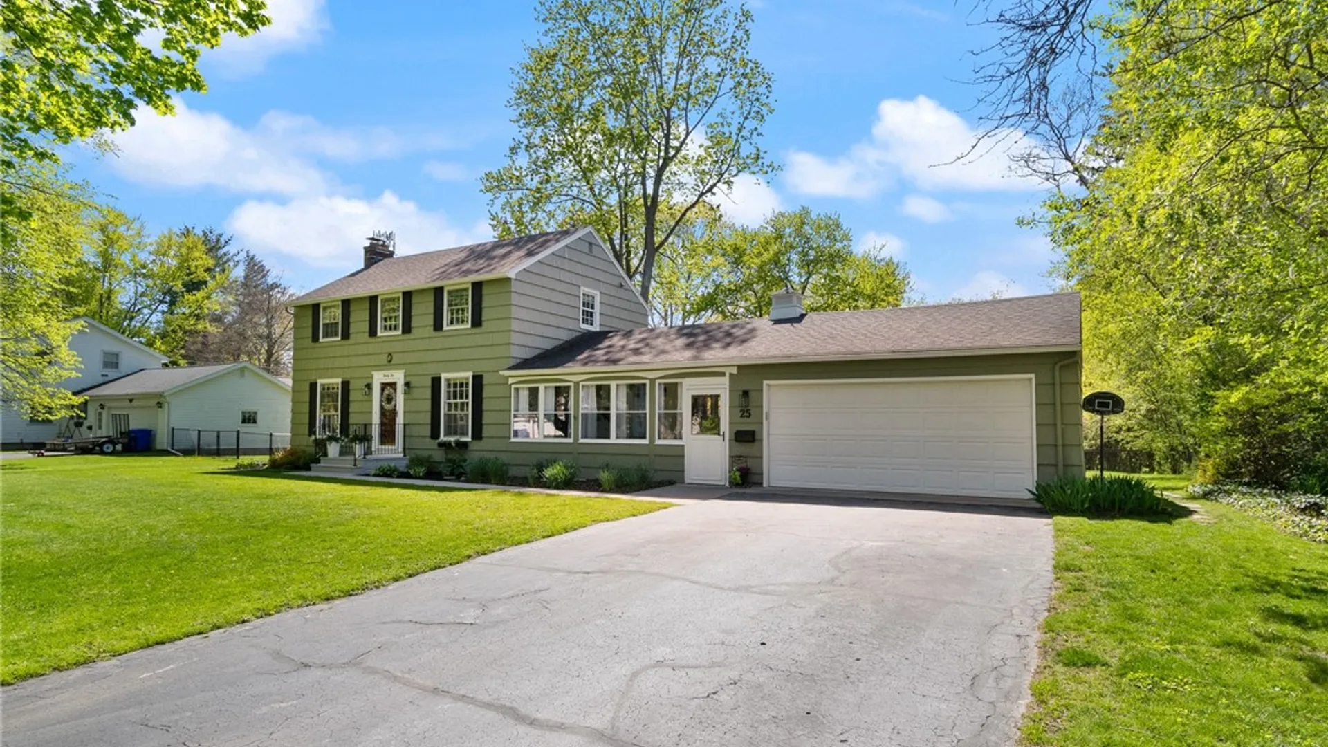 Property at 25 Lincolnshire Road, Webster, NY 14580 3
