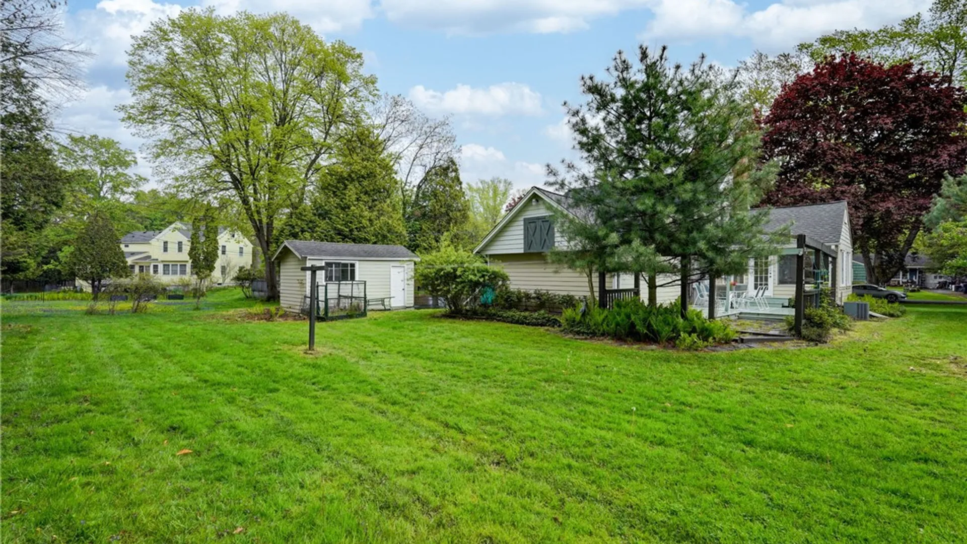 Property at 95 Brook Road, Pittsford, NY 14534 44