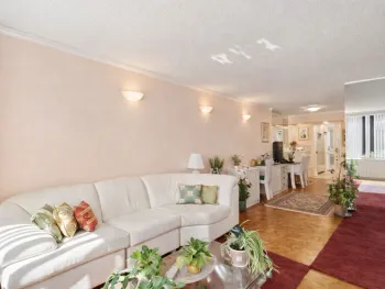 Property at 445 Fifth Avenue, New York, NY 10016