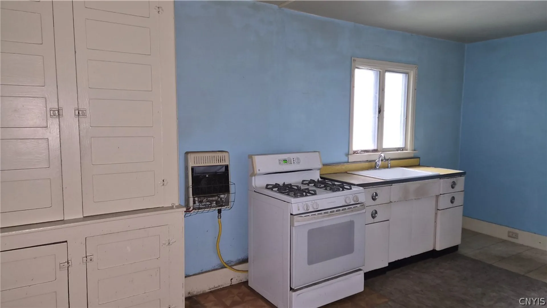 Property at 111 Kincaid Avenue, Syracuse, NY 13204 6