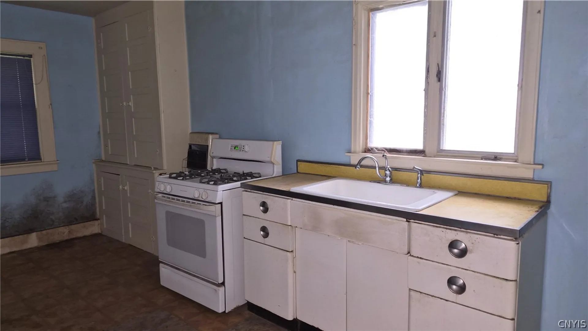 Property at 111 Kincaid Avenue, Syracuse, NY 13204 7