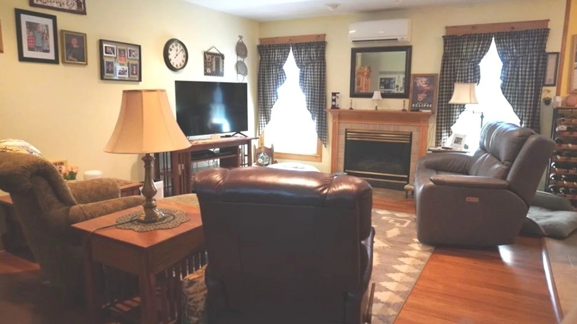 Property at 10 Prospect Street, Oswego, NY 13126 8