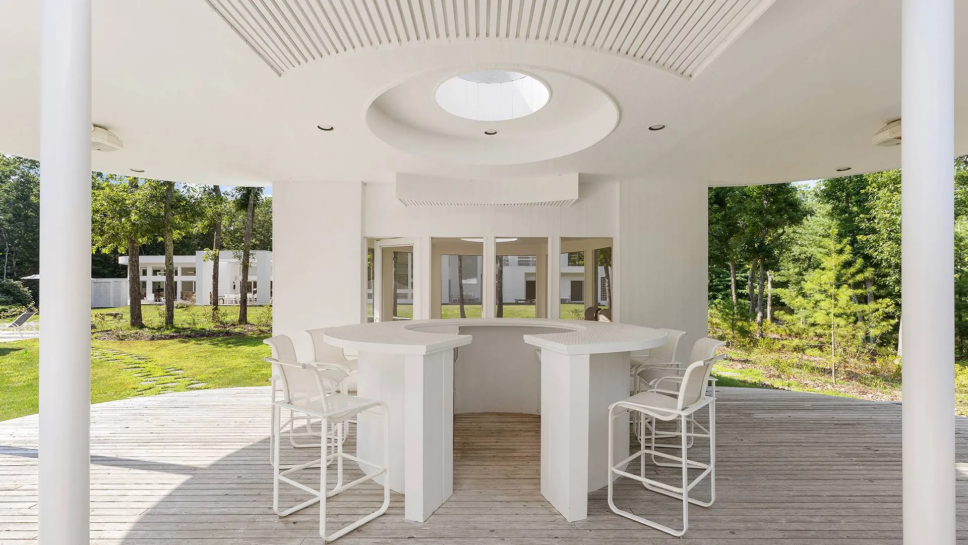Property at 147 Old Northwest Road, East Hampton, NY 11937 28
