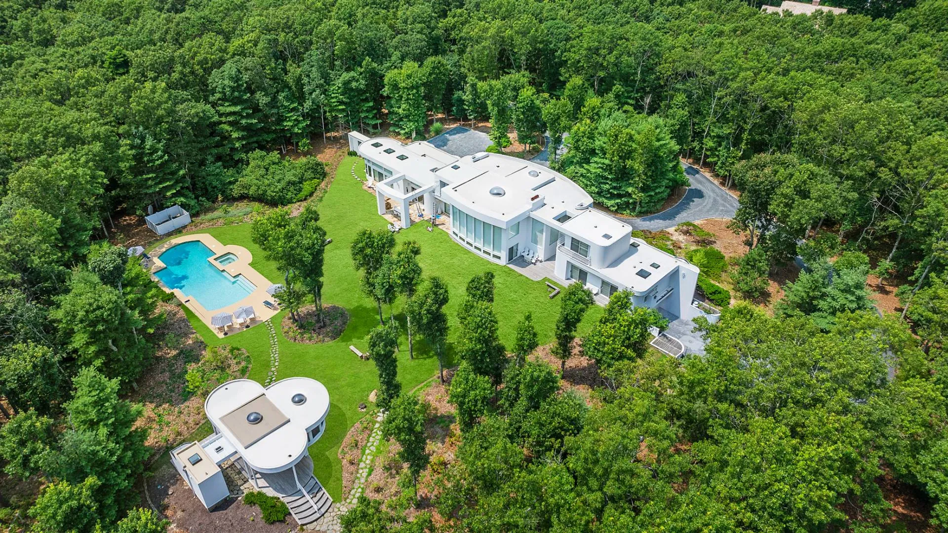 Property at 147 Old Northwest Road, East Hampton, NY 11937 33