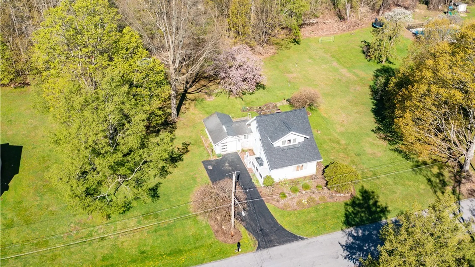Property at 300 Maplecrest Avenue, Busti, NY 14750 30