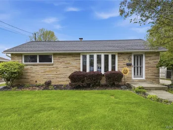 Property at 39 S Irwinwood Road, Lancaster, NY 14086