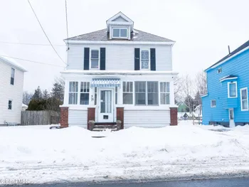 Property at 37 Chiswell Street, Schenectady, NY 12304