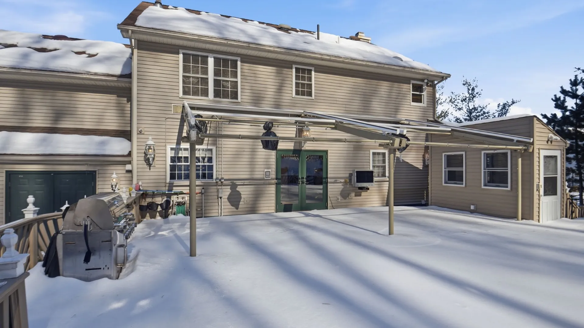 Property at 9 Oldfield Ct, Garnerville, NY 10923 22